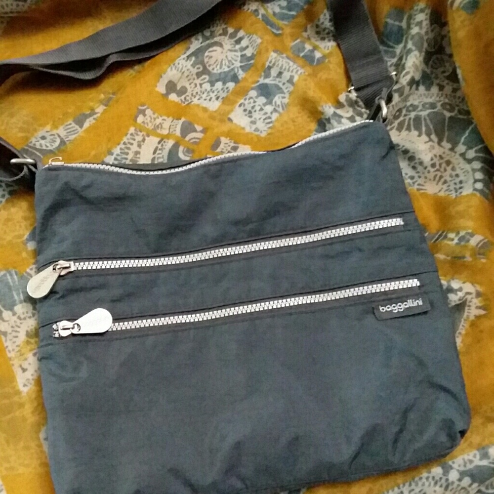 》Baggallini《